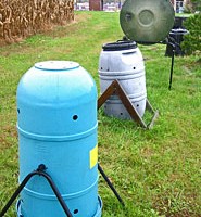 An image of a composter.